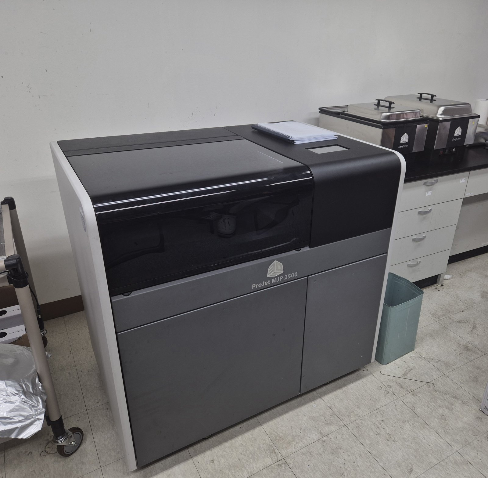 ProJet MJP 2500 Plus (3D Systems) — MJP 3D printer
